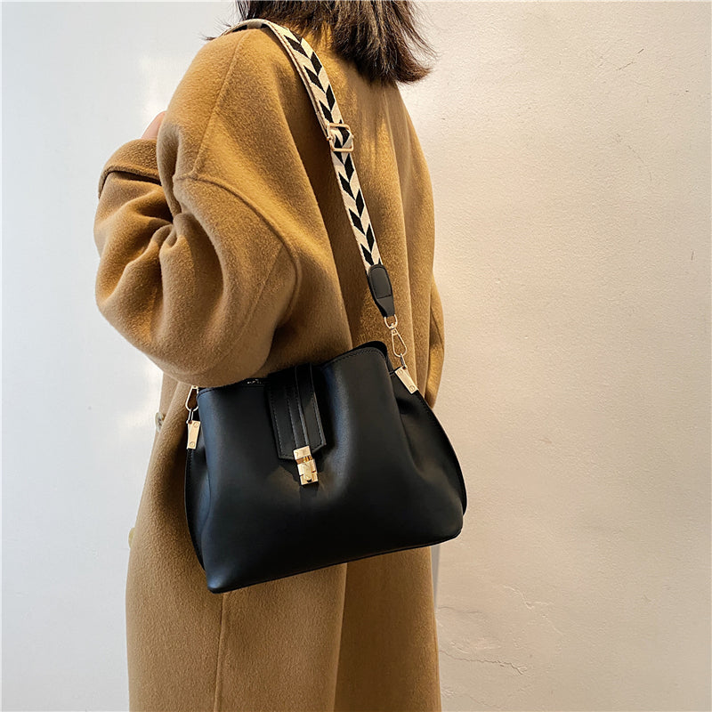Carlotta Retro Eimertasche per a looks vintage amb un toc modern