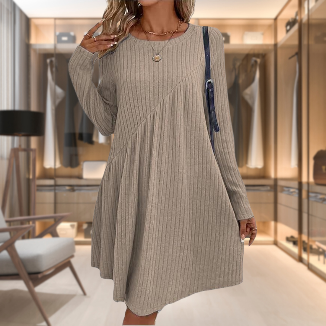 BEATRICE | VESTIT SUAU I CÒMODE