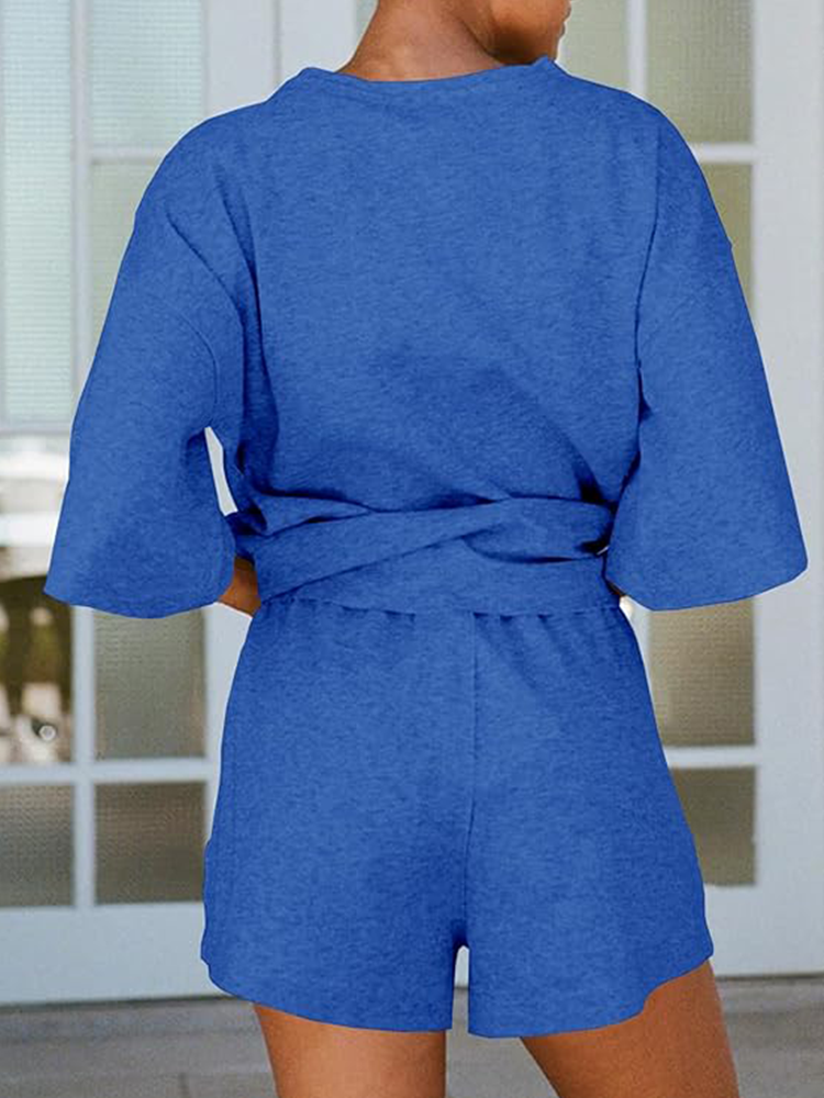 Conjunt de 2 peces amb una samarreta de màniga 3/4 i pantalons curts