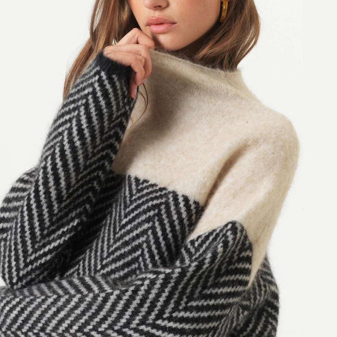 Chevron Luxe | Suéter de coll alt estilitzat per a dones