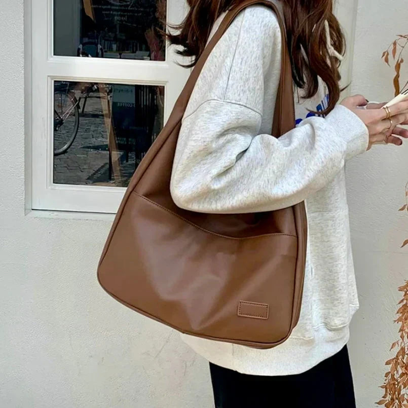Akari | Petita bossa de mà amb un aspecte elegant