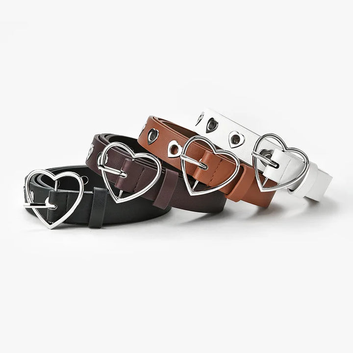 Cinturó de cuir amb hebilla metàl·lica elegant | Cor d'argent