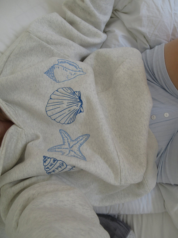 Nele | Sudadera Oversize amb Caputxa – Boira Costanera Unisex