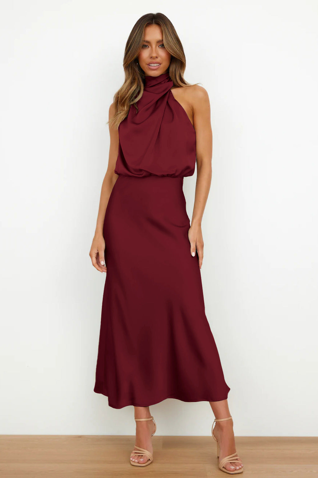 Verona | Elegant vestit llarg de satí amb brillantor