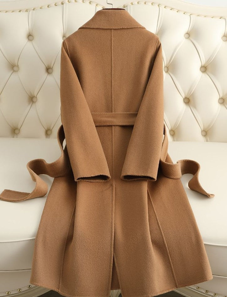 Inez | Abric de llana clàssic amb línies elegants