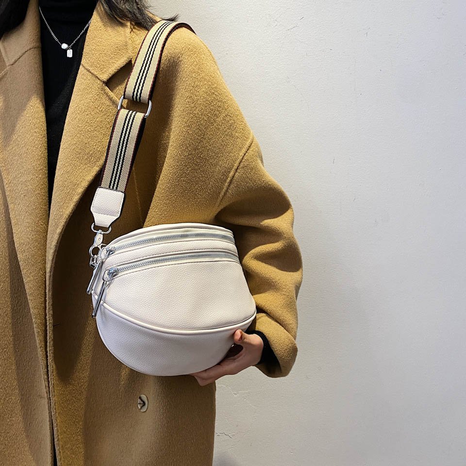 Bossa Clutch Luna per a nits elegants i ocasions especials