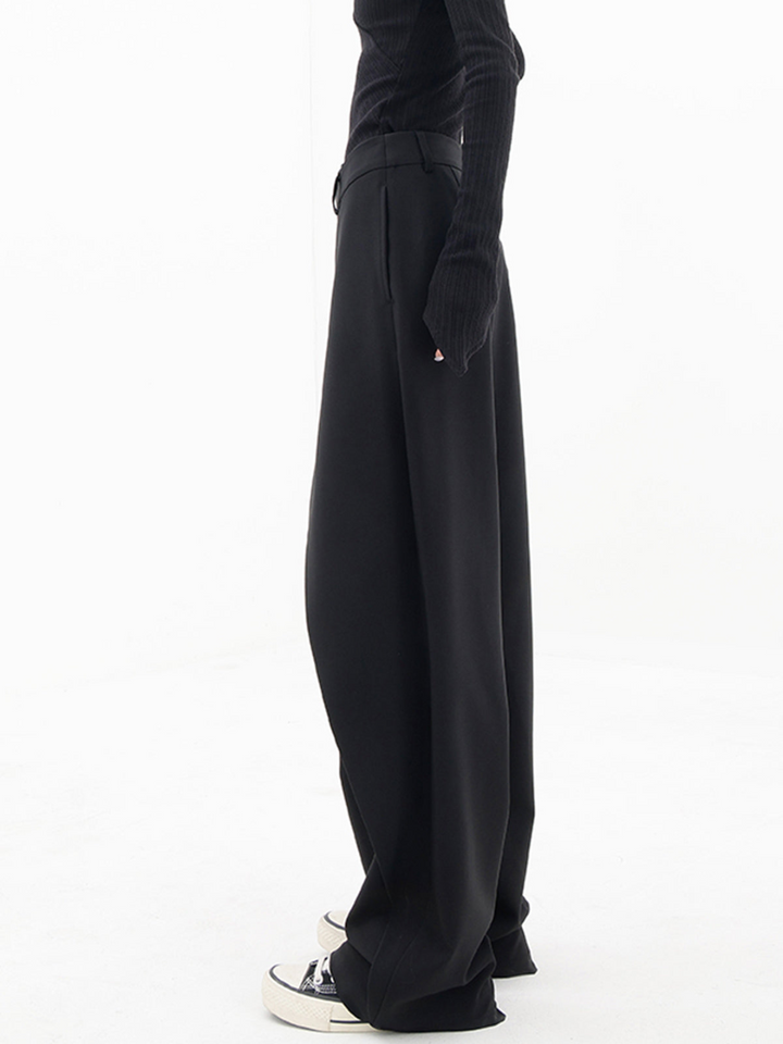 Lena | Pantalons Baggy Asimètrics amb un Look Modern