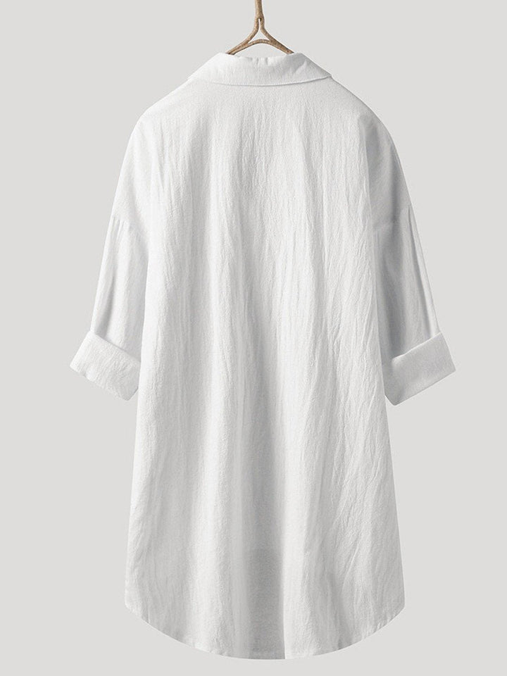 Camisa de dona amb estampat de pavos reals per a un look casual