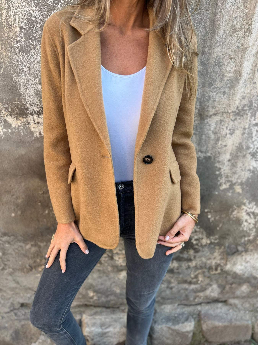 Diane | Blazer amb disseny de botó únic per a dones