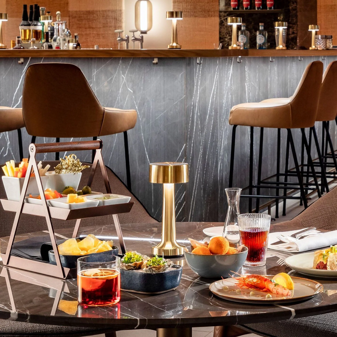 Làmpada de taula LED per a restaurants, bars i cafeteries