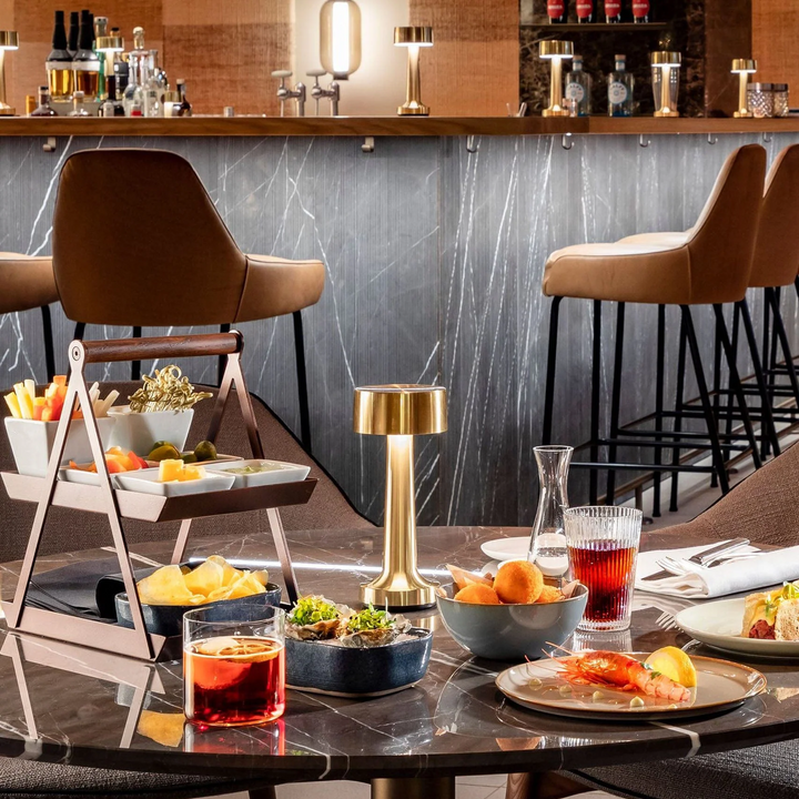 Làmpada de taula LED per a restaurants, bars i cafeteries