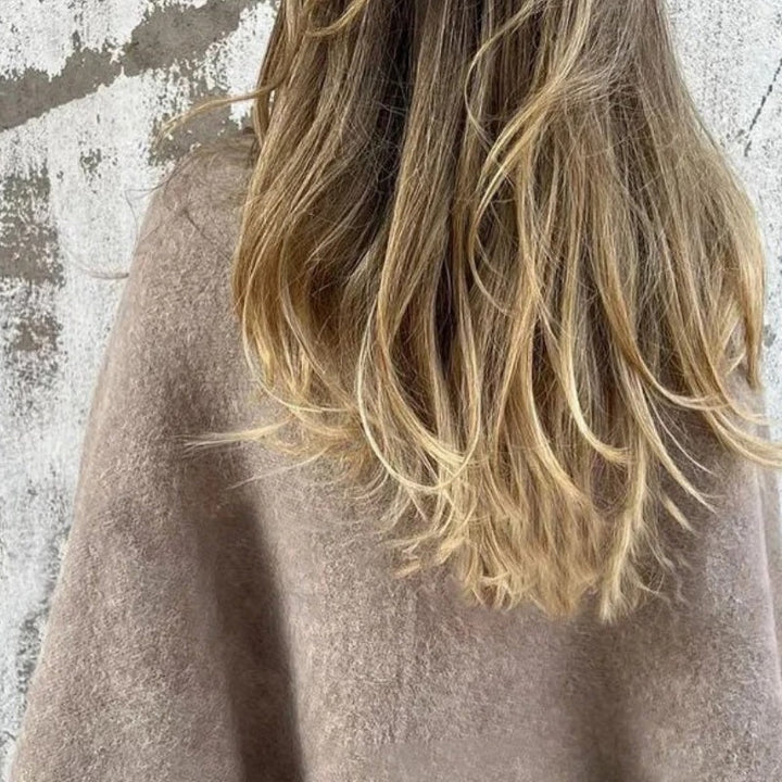 CharmCoat | Abric curt modern per a dones