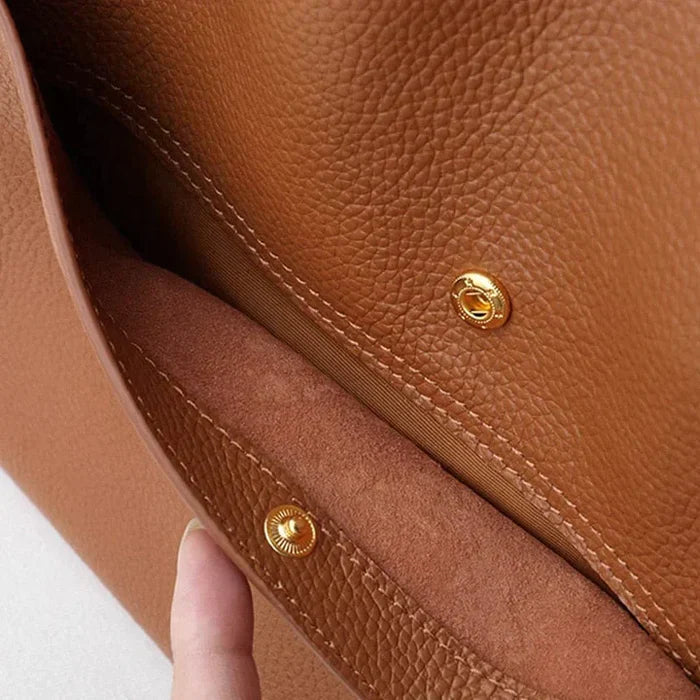 Bossa de cuir per a moments quotidians amb estil